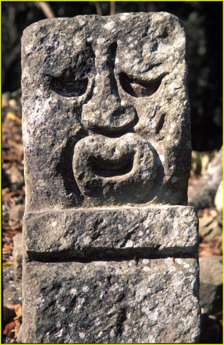 28 Copan - ''Halloween'' head