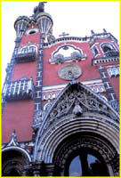 10g Guatemala City - Church facade