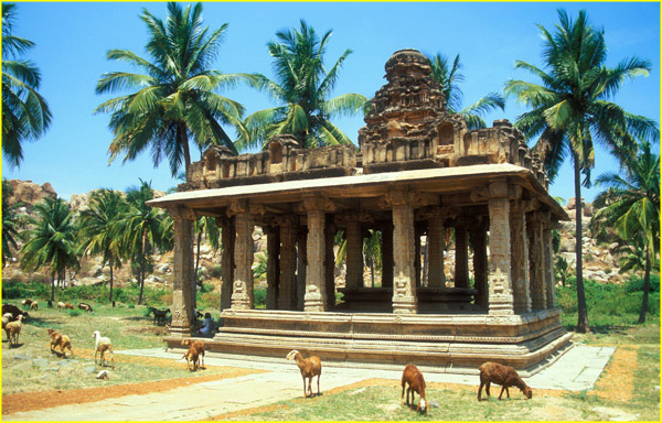 30-Small Temple near Vittala Temple