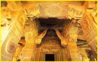 33-Aihole gate