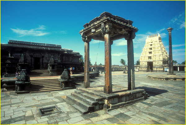 041f Belur panorama 2