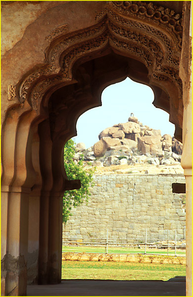 046b Lotus Mahal arch
