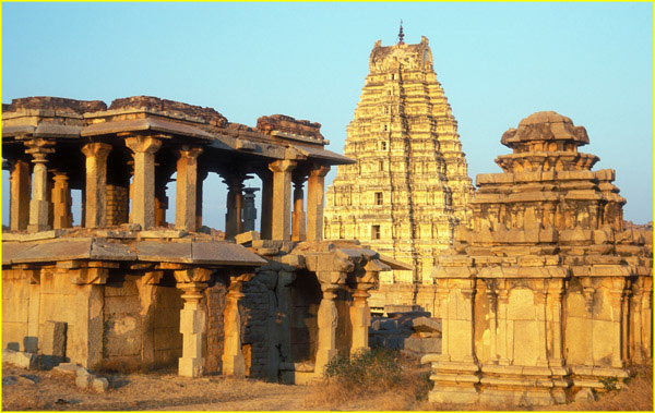 046b Virupaksha Temple plus