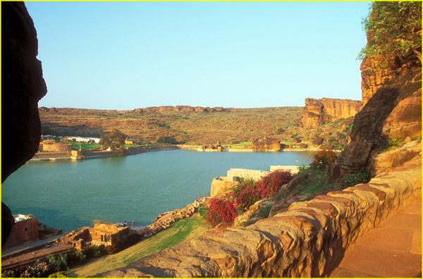 053c Badami panorama 2