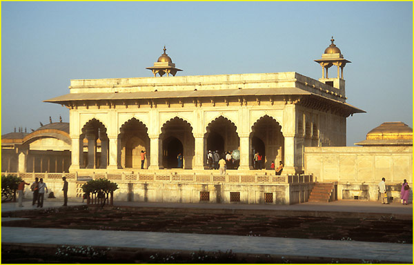 065a Agra Fort