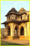 046a Lotus Mahal