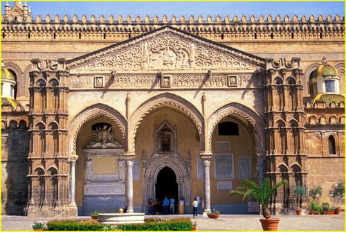82 Entrance of Duomo, Palermo, Sicily