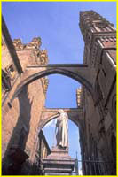 86 Arched courtyard at Duomo, Palermo, Sicily