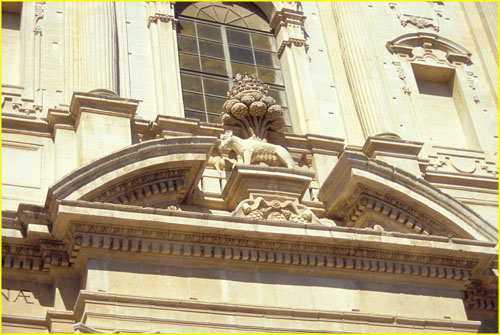 33a Lecce architectual details