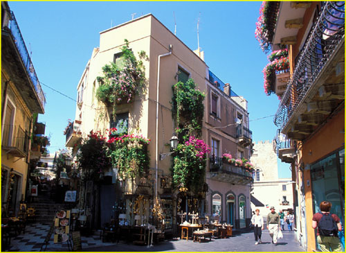 43 Taormina