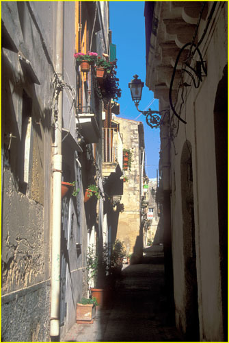 50 Via Maestranza (old guild quarter), Ortygia, Siracusa, Sicily 