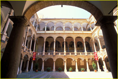 62 Palazzo Reale (dei Romanni) Palermo